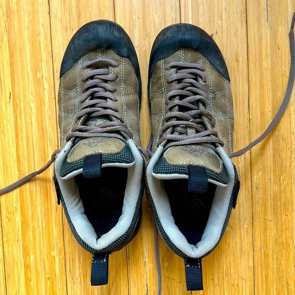 510 Five Tennies Approach Shoes- Size: W7, M5.5